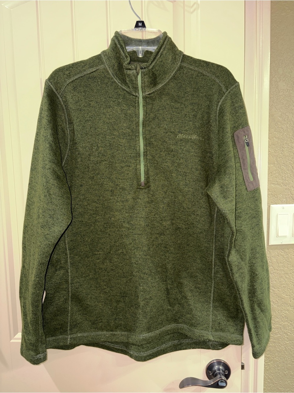 Men’s Pullover 1/2 Zip Knit Shirt By Eddie Bauer Brand. EUC!